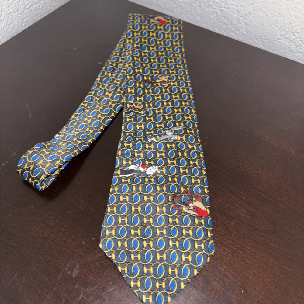 Vintage 1994 Looney Tunes Men's Silk Necktie Blue Gold Bugs Bunny Daffy Duck‎